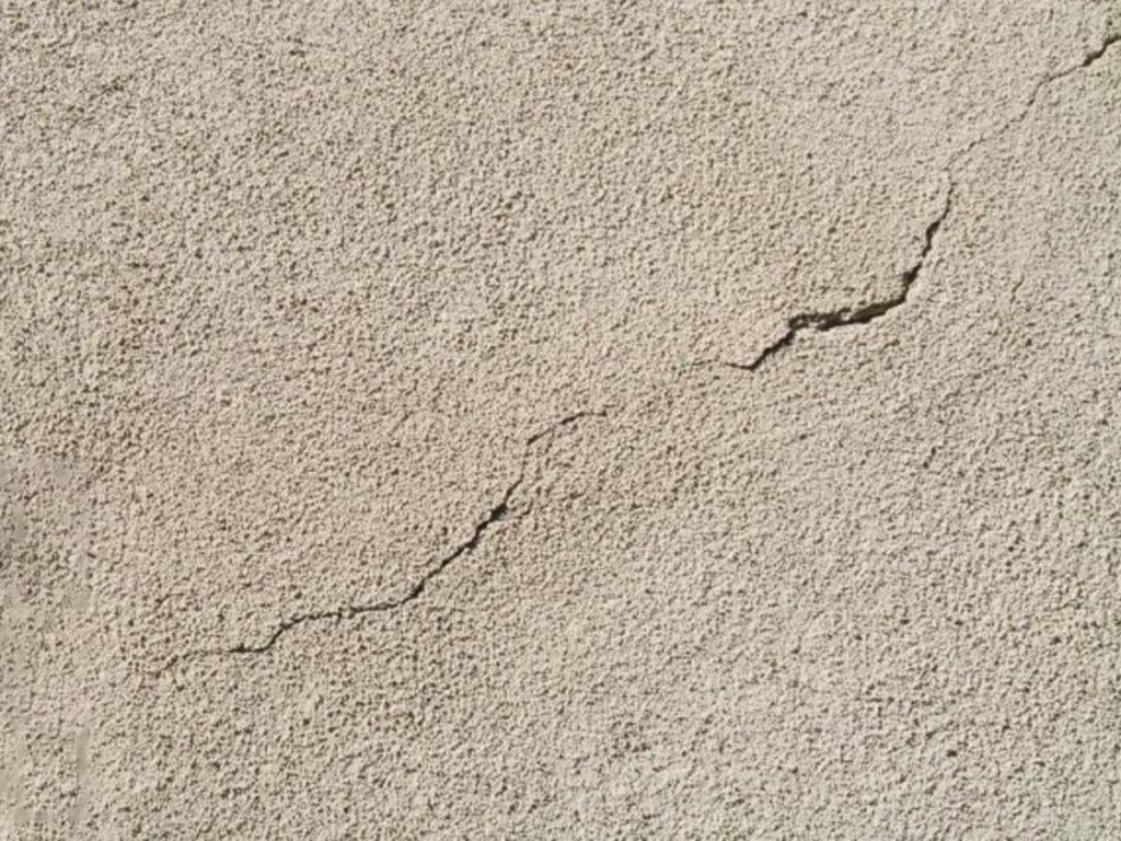 CRACKS ON STUCCO